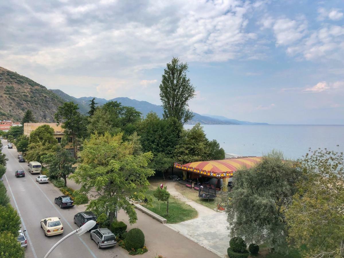 Llakmani Apartment Pogradec Exteriör bild