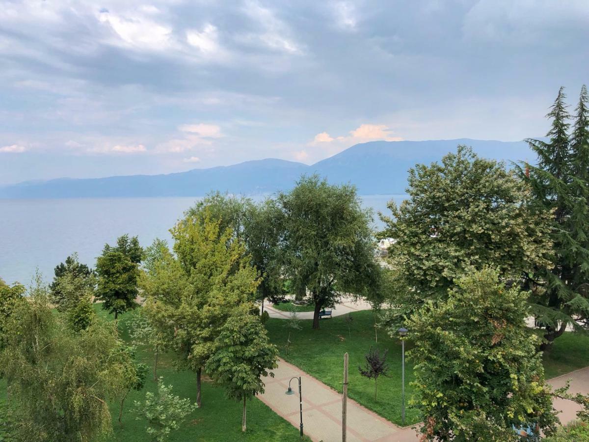 Llakmani Apartment Pogradec Exteriör bild